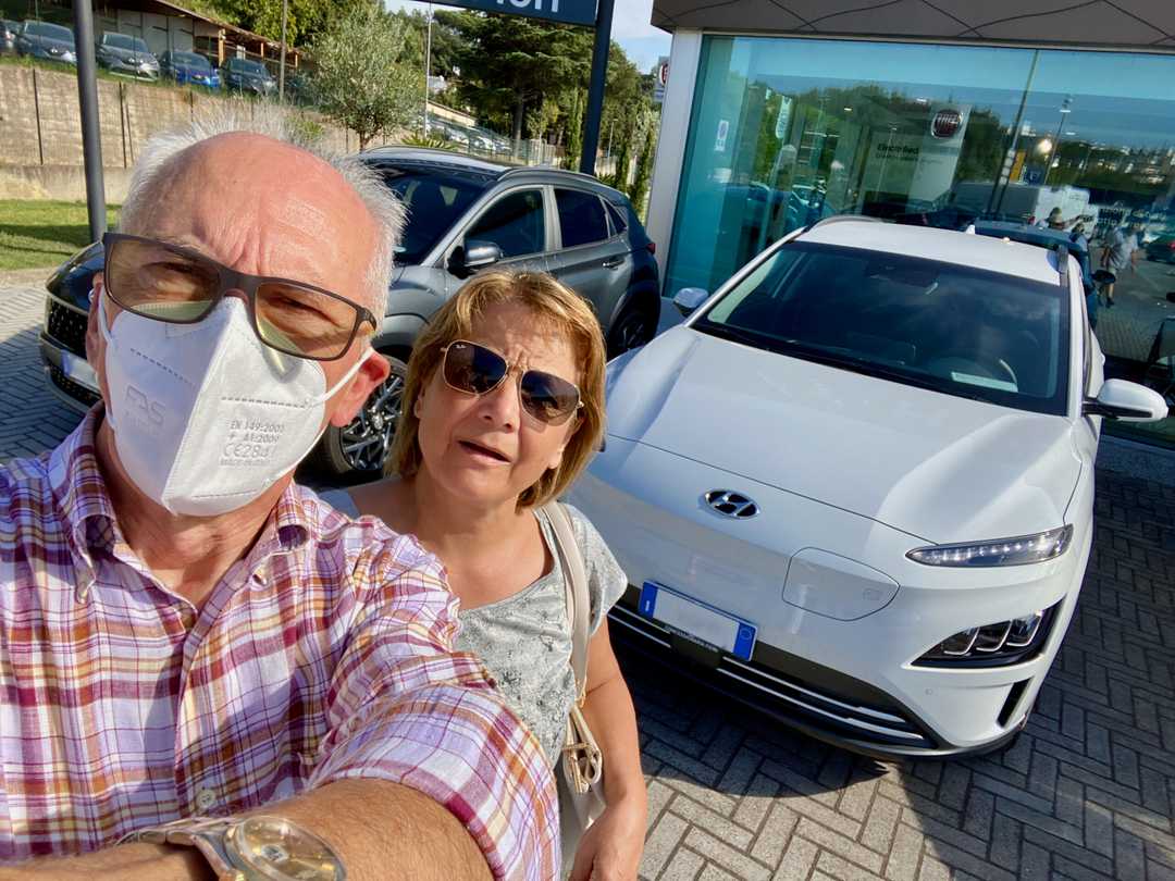 Ecoverso - Roberto Maria Petrucci con la sua nuova Hyundai Kona EV