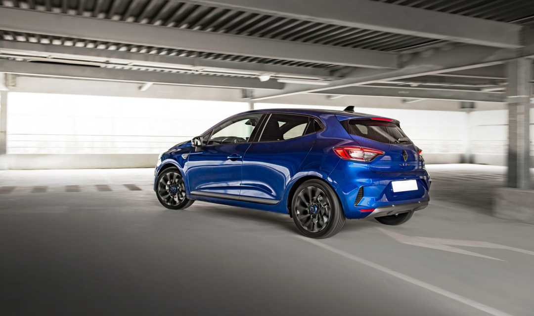 Renault Clio Hybrid R 2